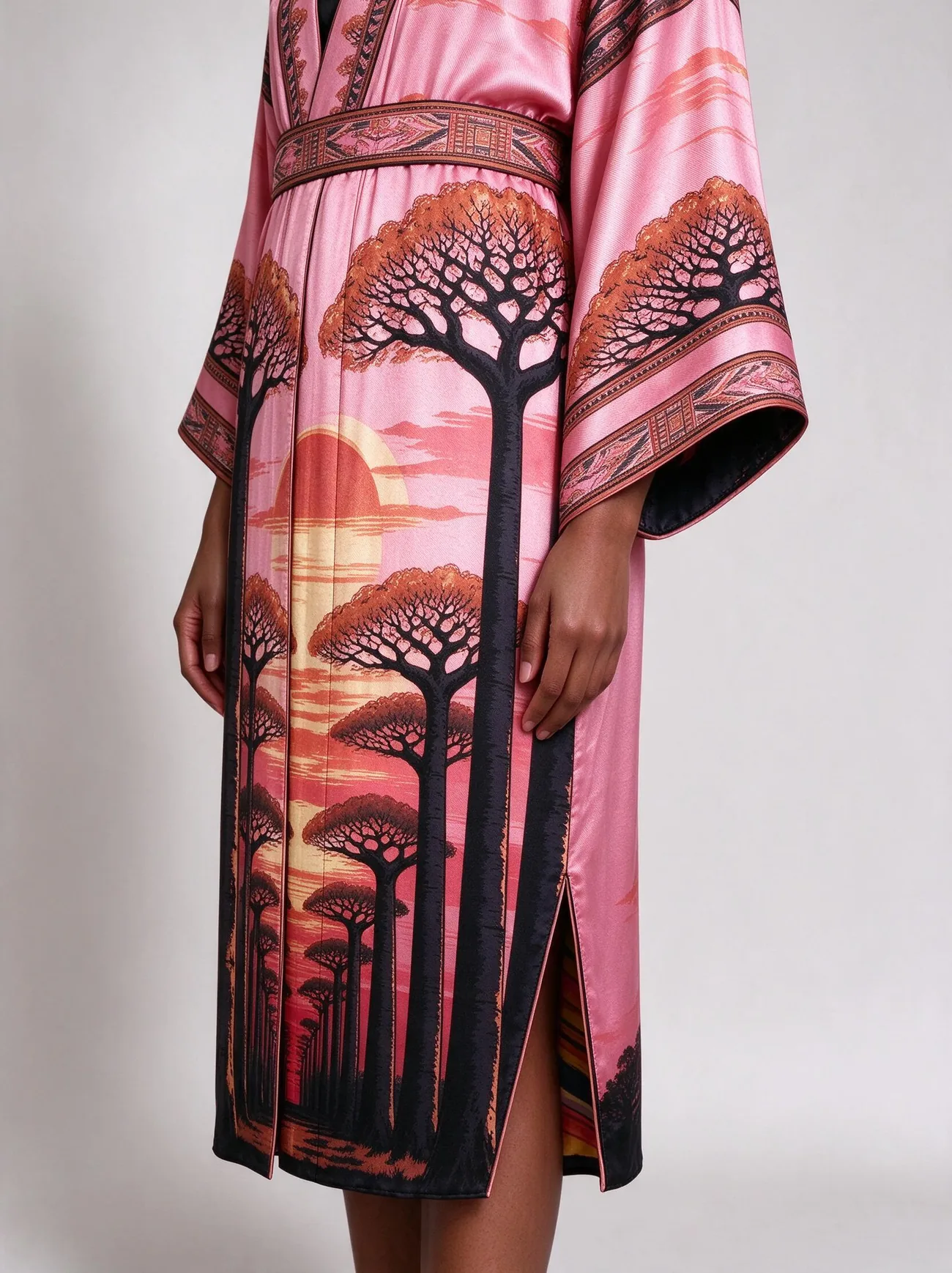 Baobab kimono, detail: the band ends at the hip