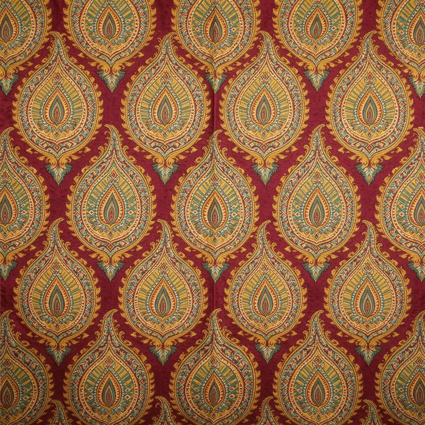 Buta kimono, the print