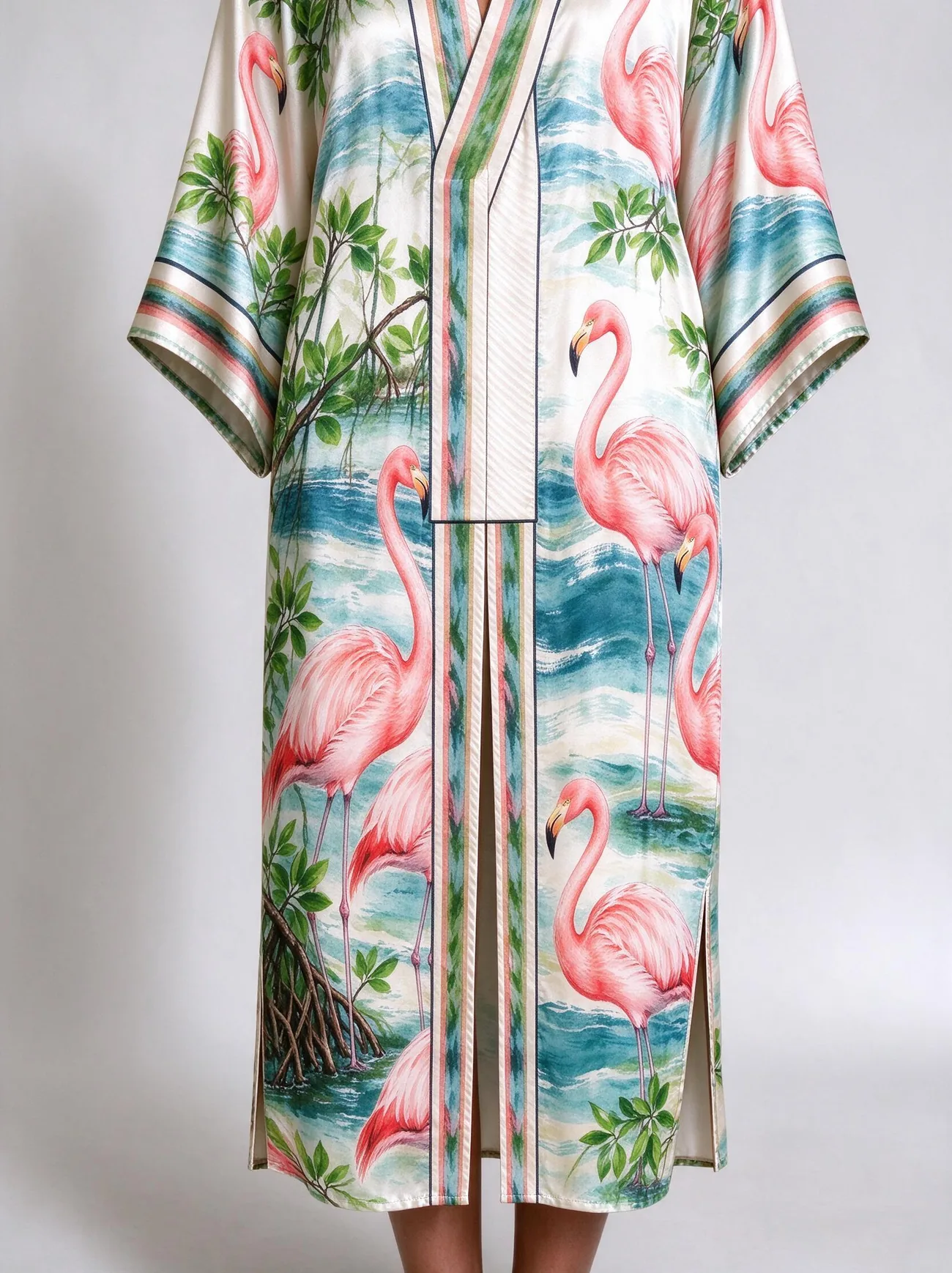 Sian Ka'an kimono, detail: the band ends at the hip