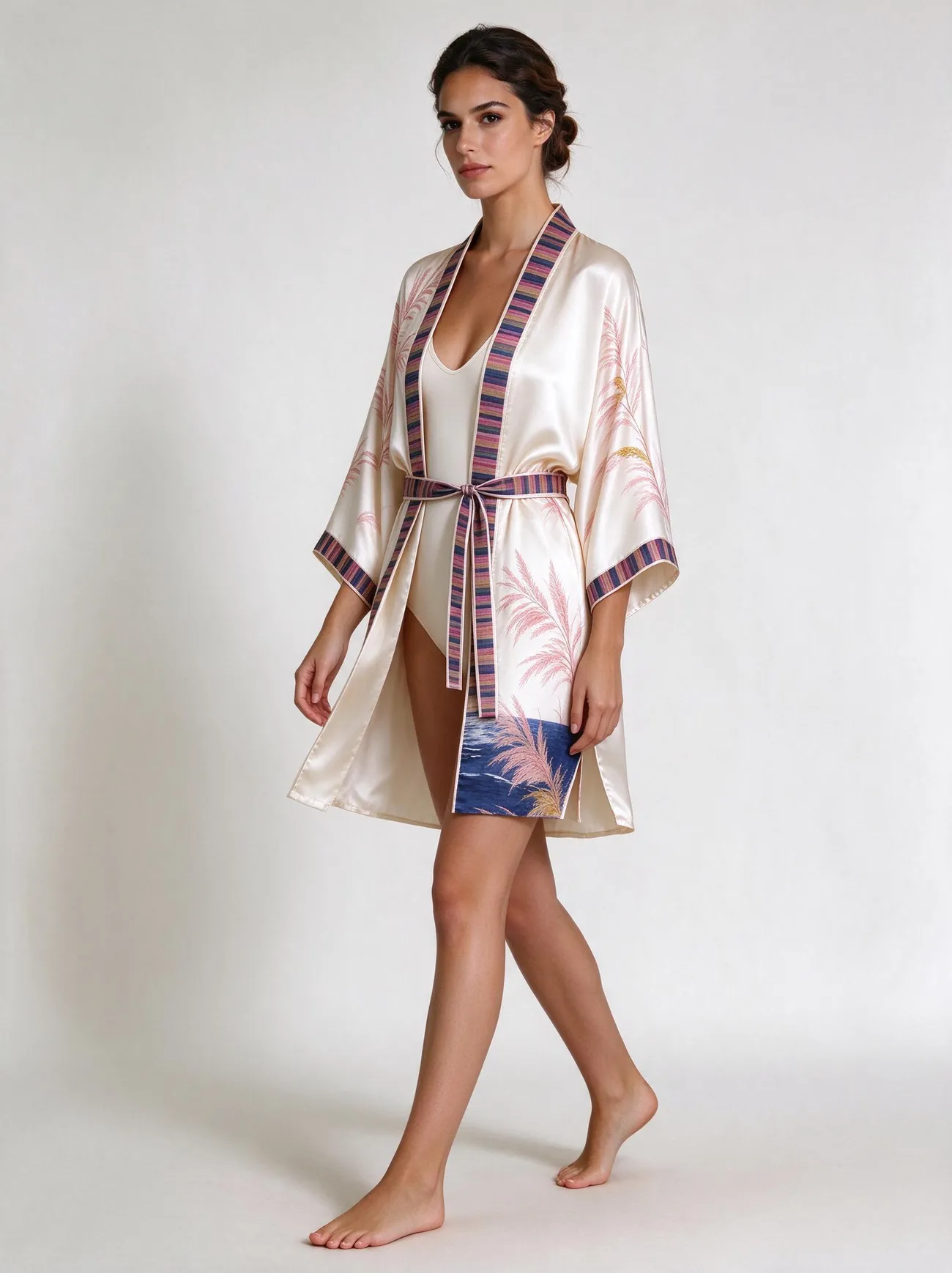 Tamaris kimono, short · in movement